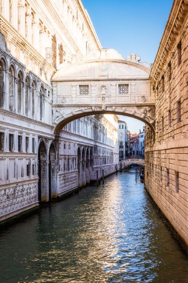 Top 7 Instagrammable Places in Venice Bridge of Sighs