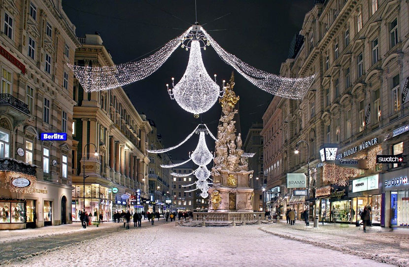 Best Things to Do in Vienna This Christmas: Walk Around the City