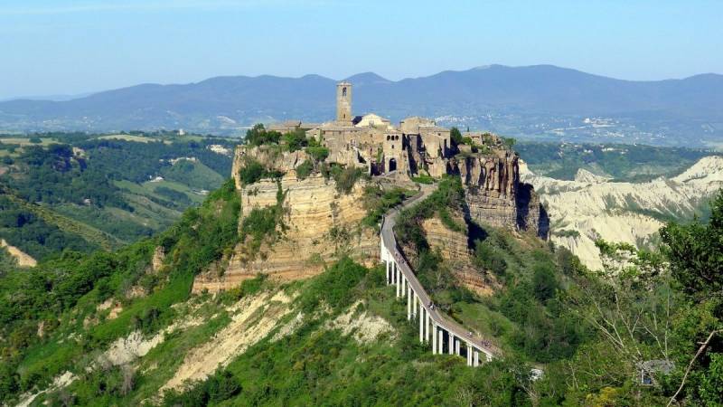 Places in Europe - Civita di Bagnoregio, Italy